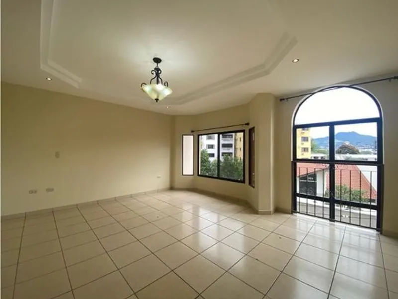 Alquiler De Casa En Colonia Lomas del Guijarro  - Tegucigalpa 080100099