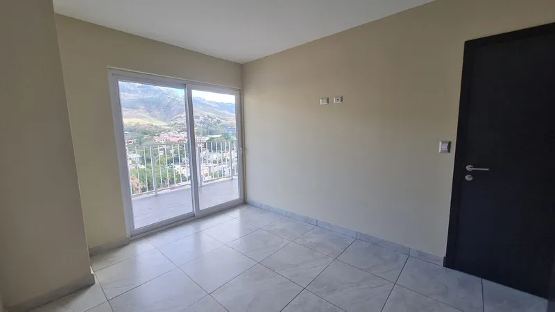 Alquiler Apartamento En Col. Lara