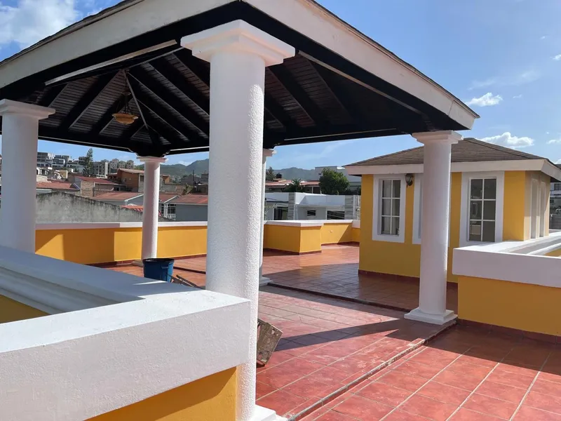 Venta De Casa En Residencial Las Uvas - Tegucigalpa 080100487