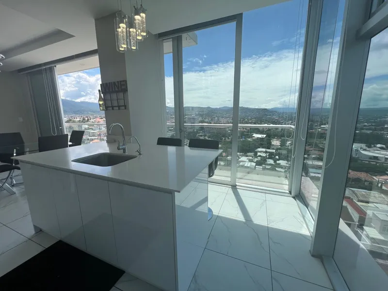 Alquiler De Apartamento En Torre Nivo Colonia Lomas del Guijarro  - Tegucigalpa 080100585