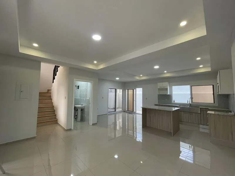 Venta De Casa En Residencial Mirador de los Hidalgos - Tegucigalpa 080100606