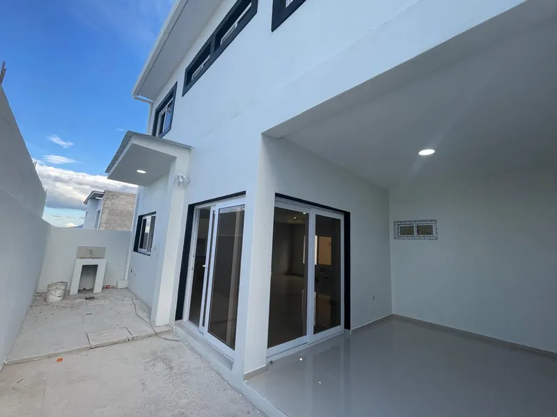 Venta De Casa En Residencial Mirador de los Hidalgos - Tegucigalpa 080100606