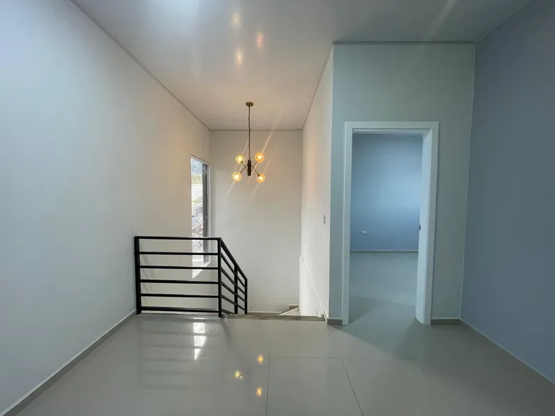 Venta De Casa En Residencial Mirador de los Hidalgos - Tegucigalpa 080100606