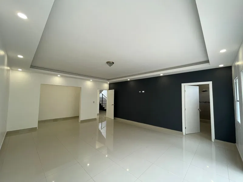 Venta De Casa En Residencial Roble Oeste - Tegucigalpa 080100610