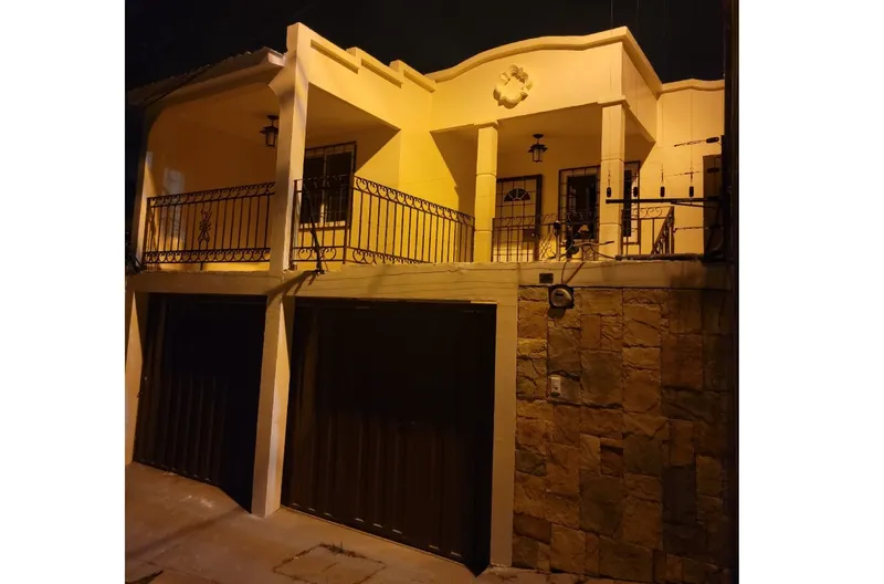 Venta De Casa En Res Lomas del Dorado - Tegucigalpa 080100575