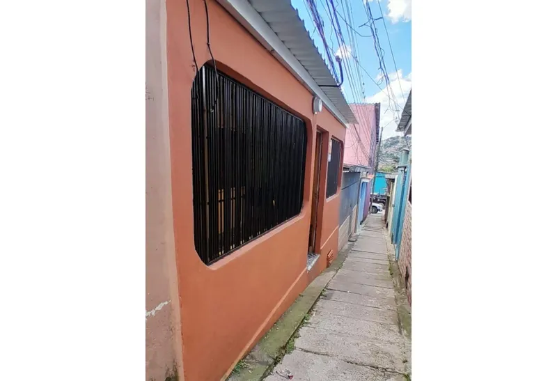 Venta De Casa En Colonia Tiloarque - Tegucigalpa 080100631