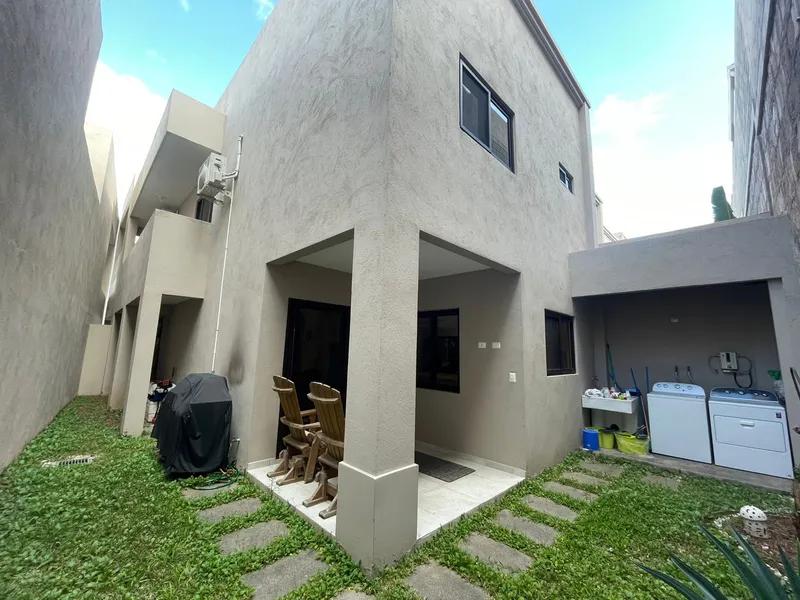 Venta De Casa En Residencial El Sauce Villa Los Nopales - Tegucigalpa 080100624