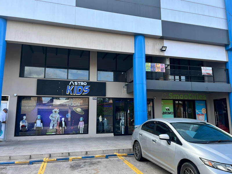 Alquiler De Local Comercial En Plaza América, Colonia América - Tegucigalpa 080100793