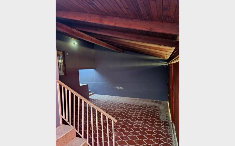 Alquiler De Casa En Altos de Loarque - Tegucigalpa 080100820