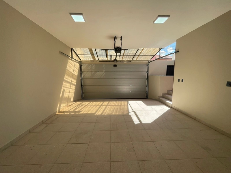 Venta De Casa En Residencial Lomas del Guijarro Sur - Tegucigalpa 080100903