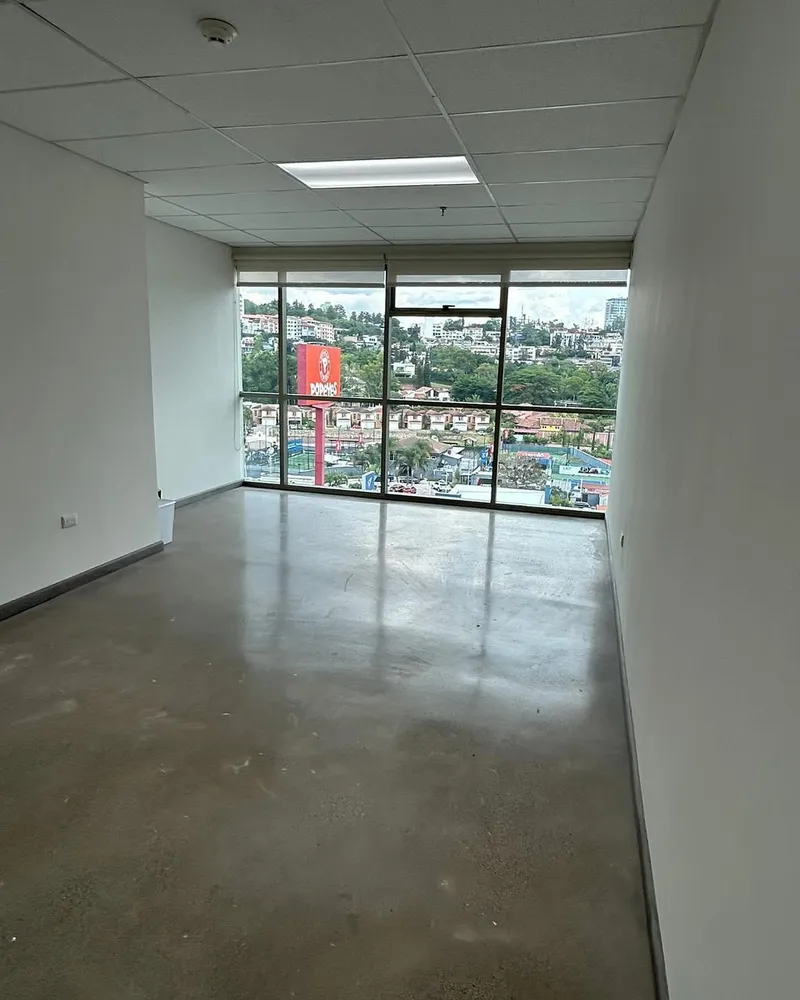 Alquiler De Local Comercial En Torre Agalta Barrio Palcatagua Boulevard Morazán - Tegucigalpa 080100407