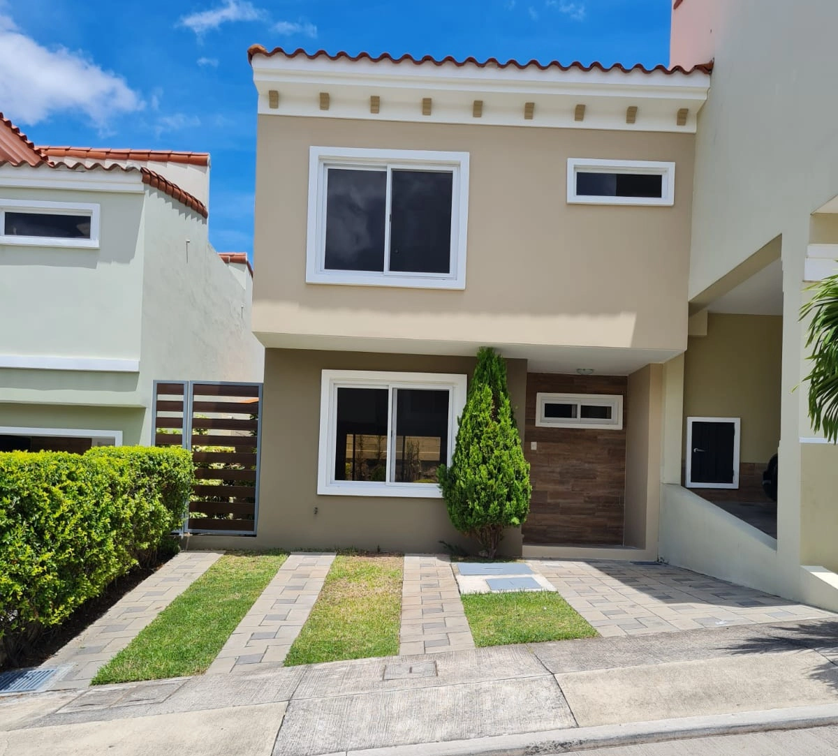 Alquiler De Casa En Residencial El Sauce Villa Las Palmeras - Tegucigalpa 080101040