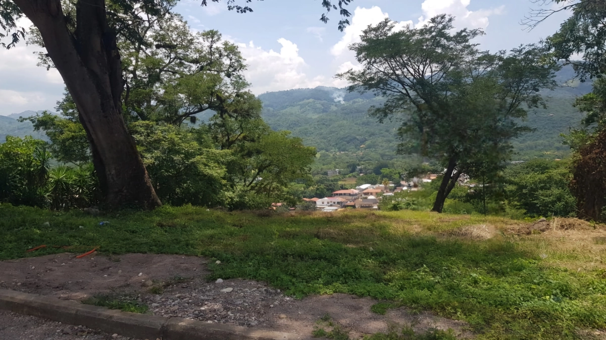 Venta De Terreno En Barrio Buena Vista - Copán Ruinas 040401359