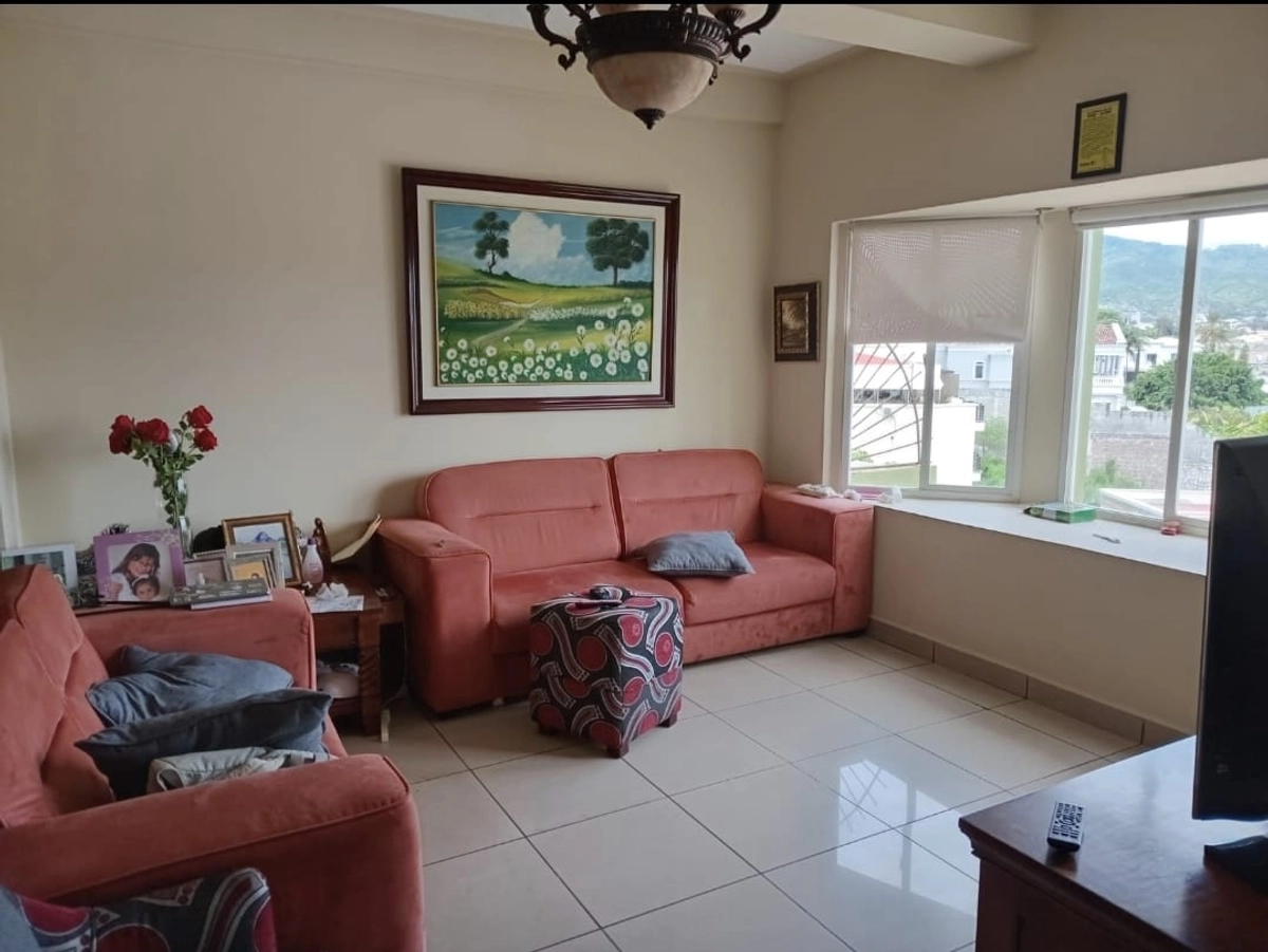 Venta De Casa En Colonia Lomas del Mayab - Tegucigalpa 080101390