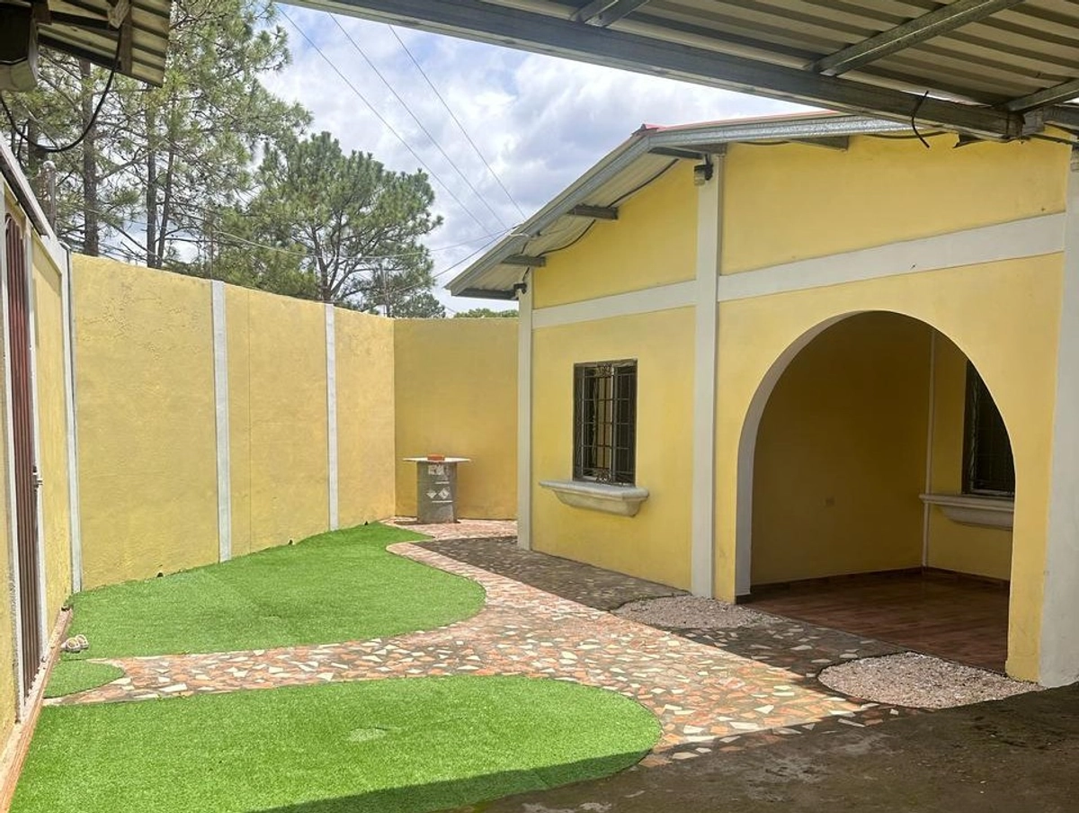 Venta De Casa En Colonia San Fernando - Siguatepeque 031801435
