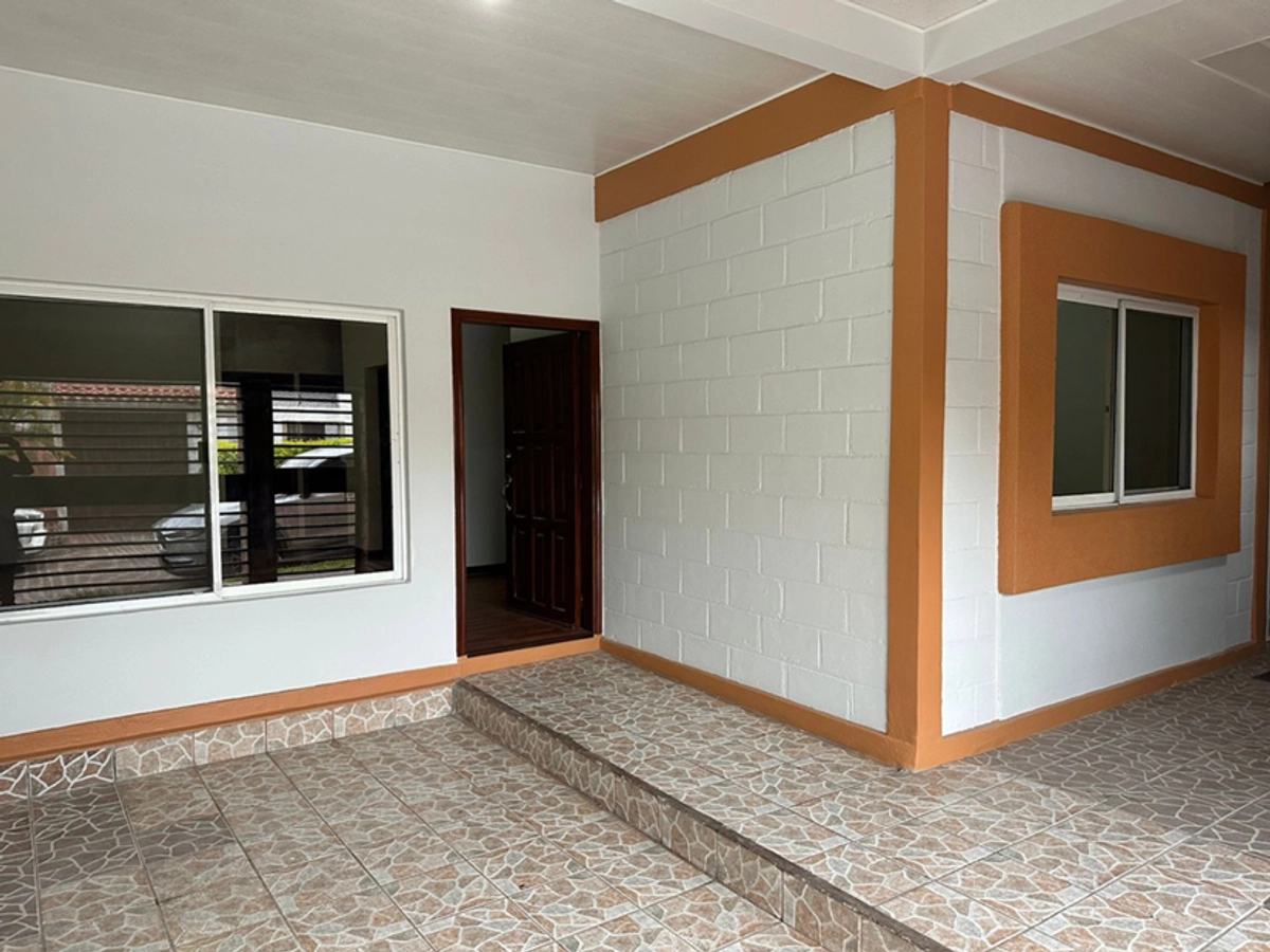 Alquiler De Casa En Residencial Villa Universitaria - Tegucigalpa 080101437