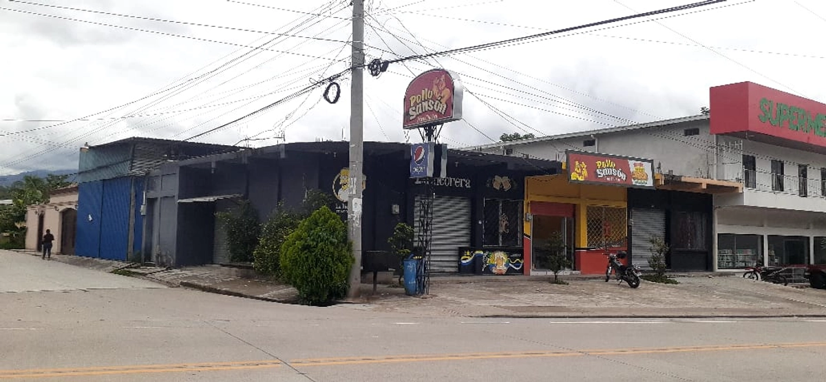 Venta De Local Comercial En Barrio San Antonio - Florida 041001455