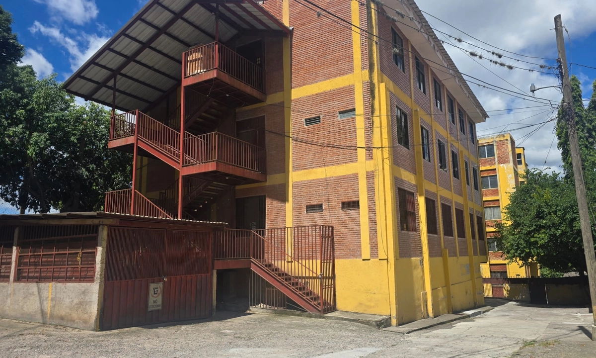 Alquiler De Edificio En Colonia Vegas Del Country - Tegucigalpa 080101464