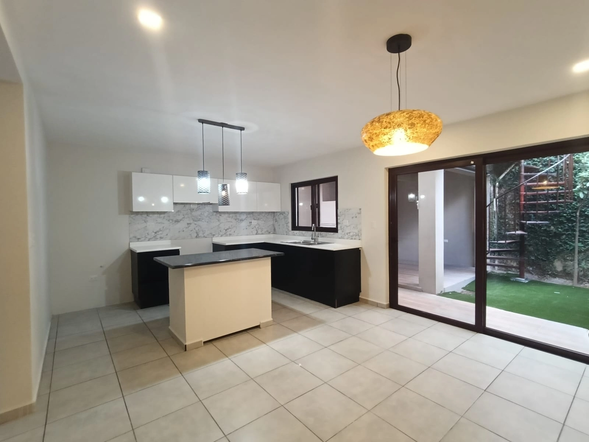 Alquiler De Casa En Residencial El Sauce - Tegucigalpa 080101475